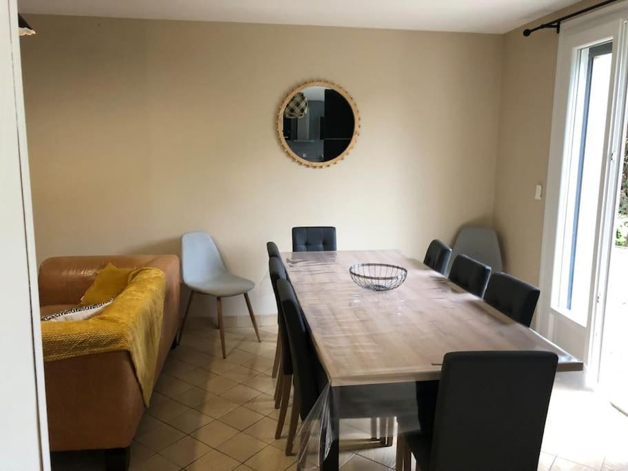 Maison Individuelle Laveissière Buitenkant foto